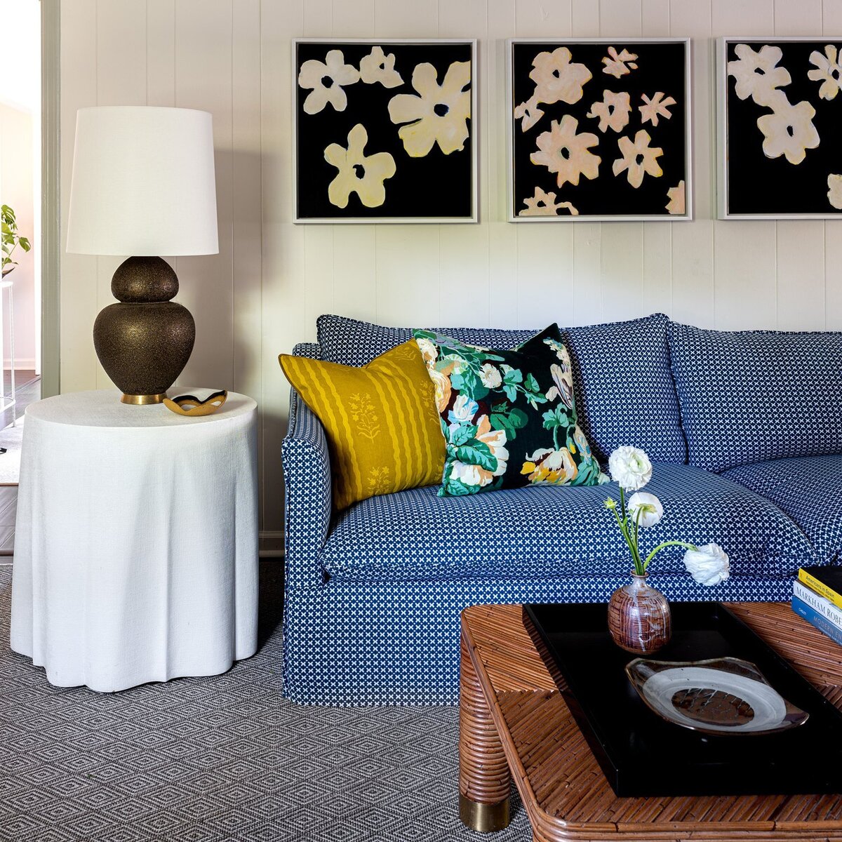 SHERMAN-OAKS-LIVING-ROOM-MODERN-SOUTHERN-COLORFUL