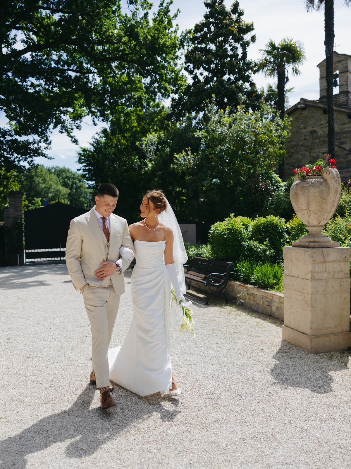 Cacie_Carroll@CacieCarrollPhotography_ItalianWeddingWeekend_VillaTelloni_SanSeverinoItaly-973