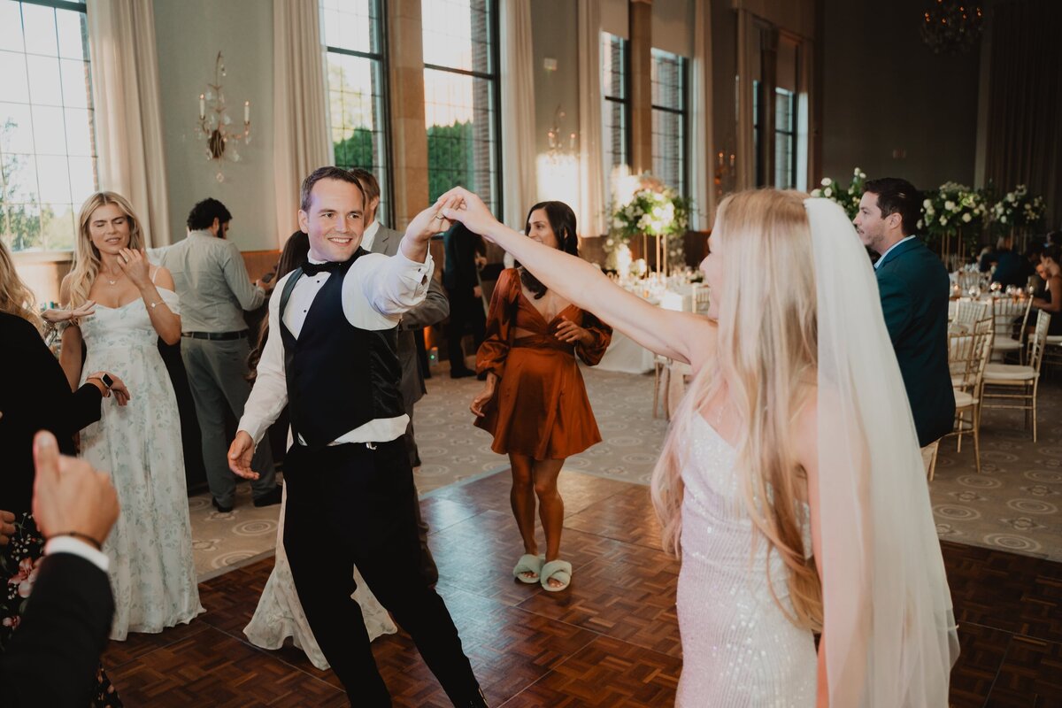 reception-dancing-bride-groom-saint-john