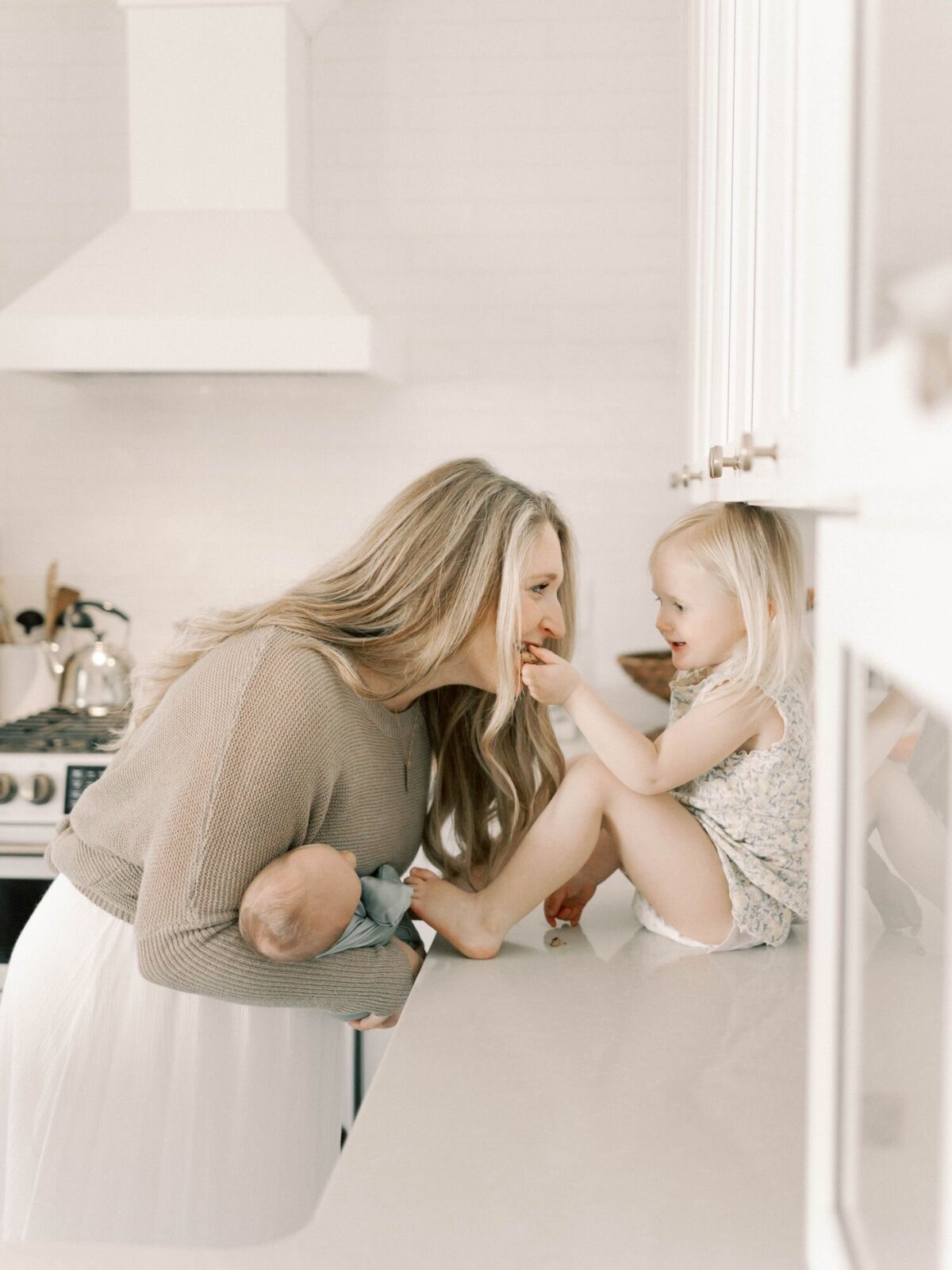 Jacob & Brielle Photography - Motherhood Photography