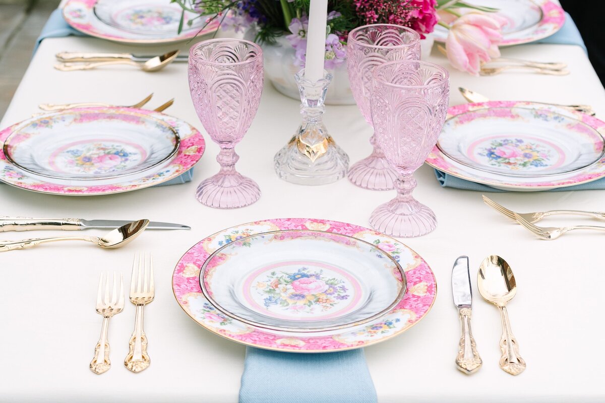 Pink romantic tablescape