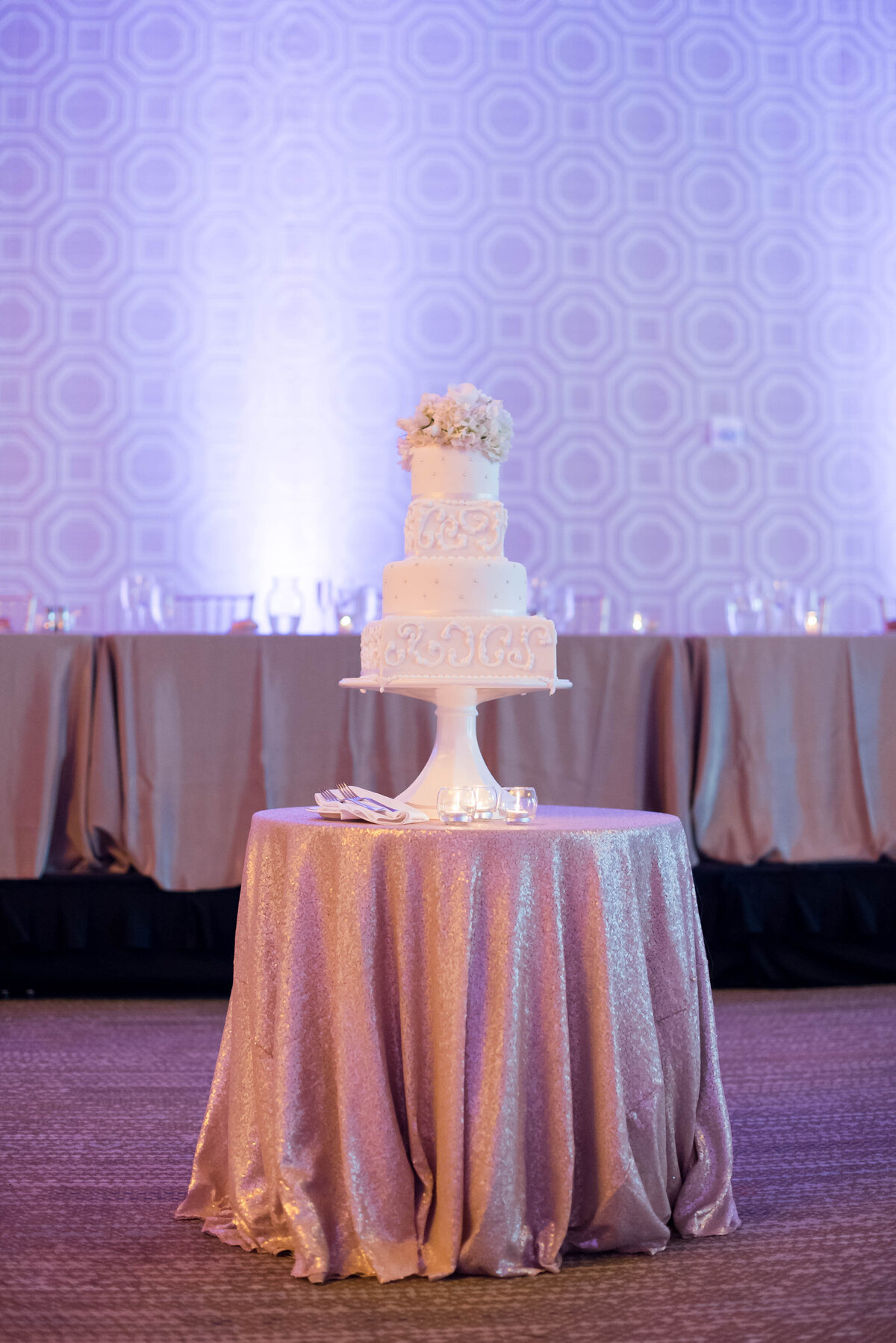 fairmont hotel wedding cake