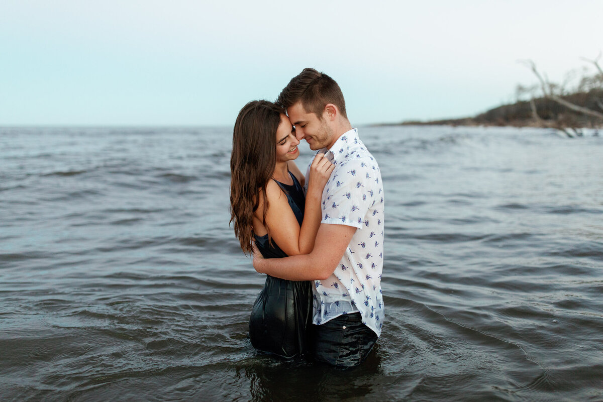 8-engagement-photo-bride-groom-orlando-wedding-photographer-28-north-4