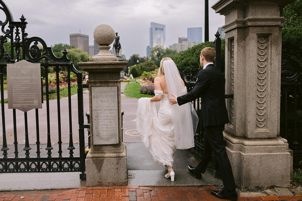 newbury-hotel-boston-fall-wedding-florals-30
