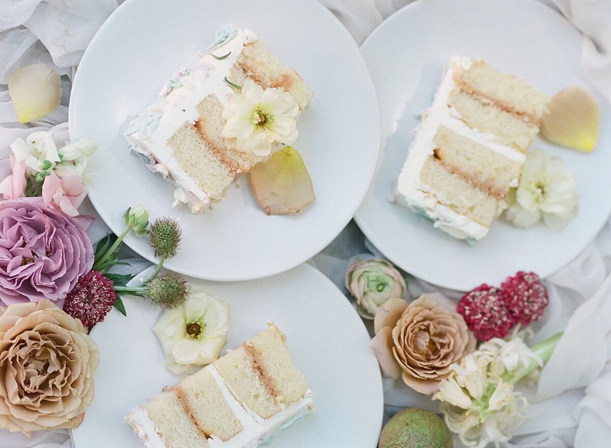 wedding-cake-slices