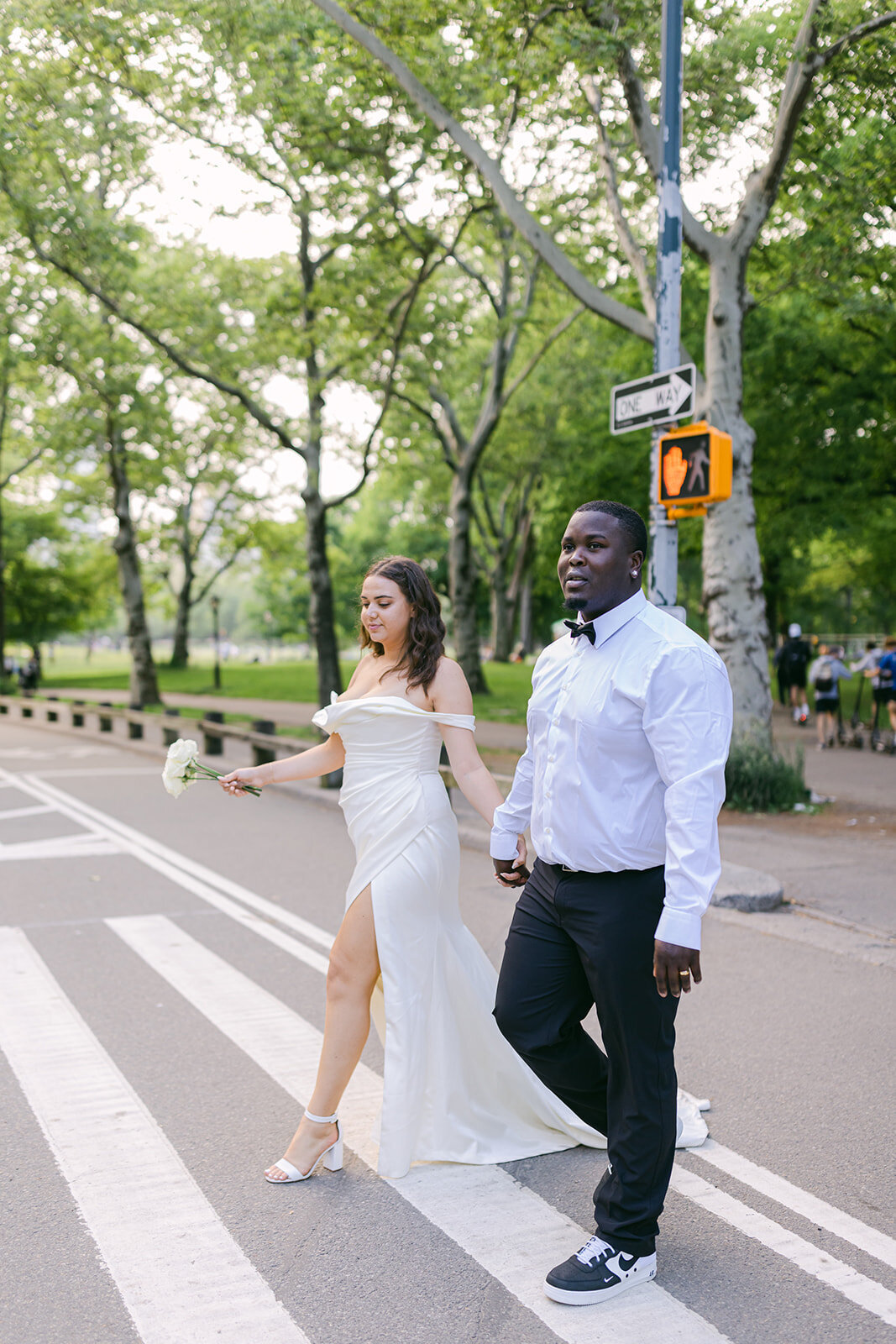 Central-Park-Elopement-New-York-Cinematic-Intimate-Wedding-Larisa-Shorina-Photography-Le-Prive-Collective-20