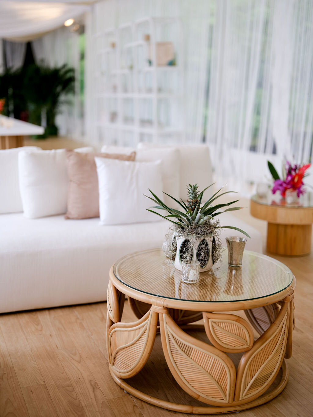bali coffe table