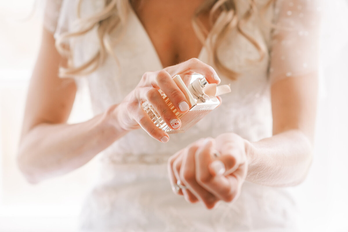 GettingReady_JamieChrisWedding_MaddyWilliamsPhotography-42
