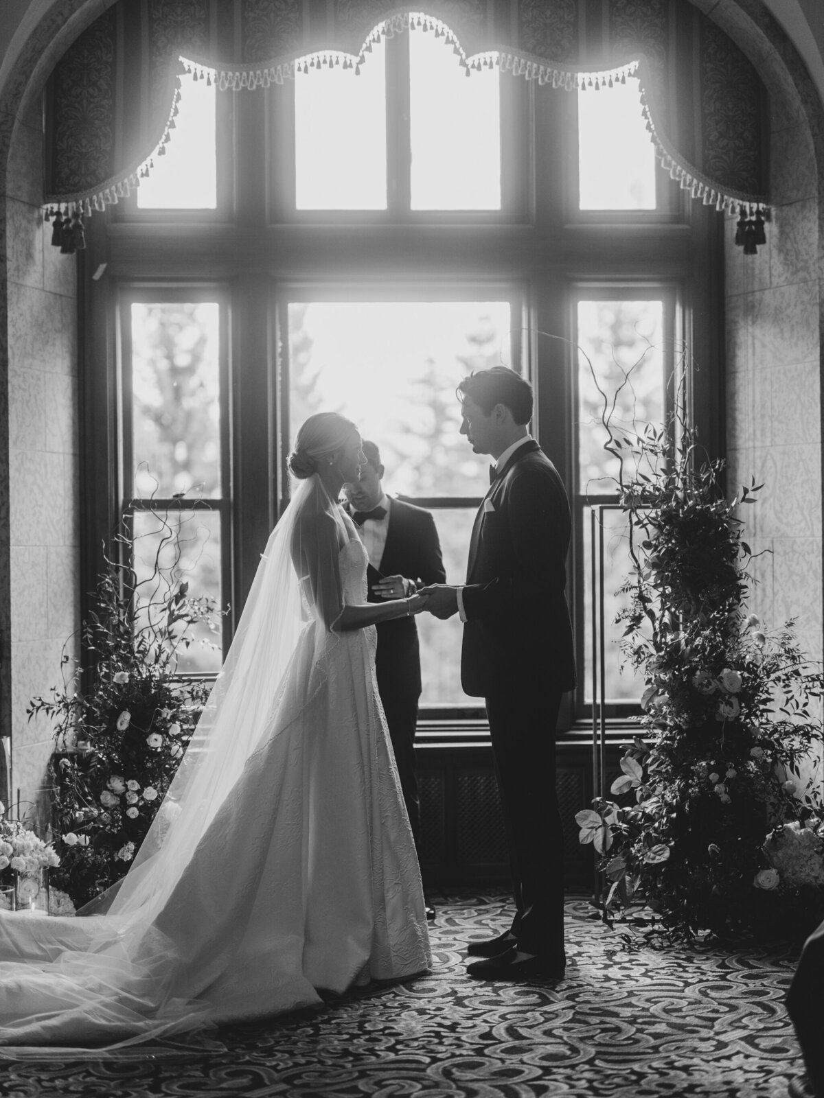 calgary_wedding_photographers_fairmont_banff_springs_destination_wedding_nicole_sarah-62