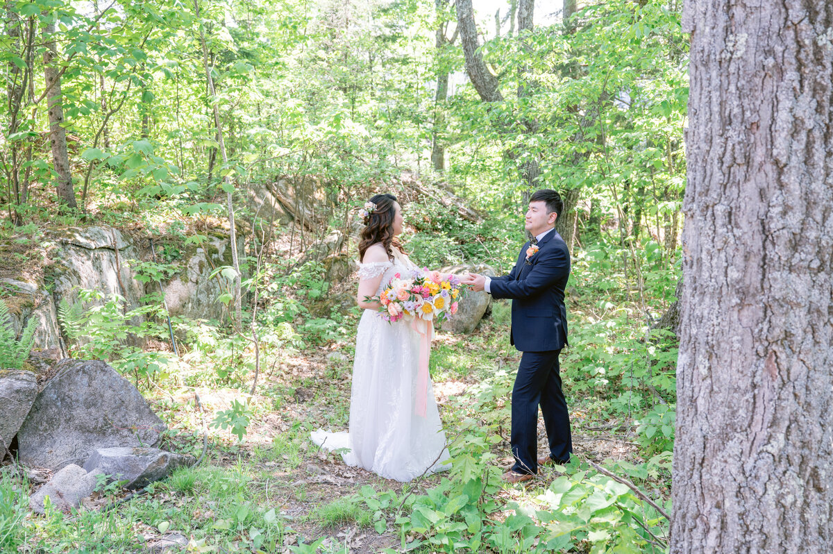 Le Belvedere-Bright-Spring-Floral-Wedding-Photography-by-Emma 18