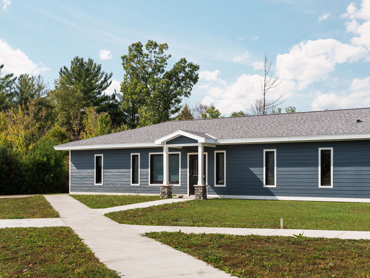 98-web-or-mls-A7403575