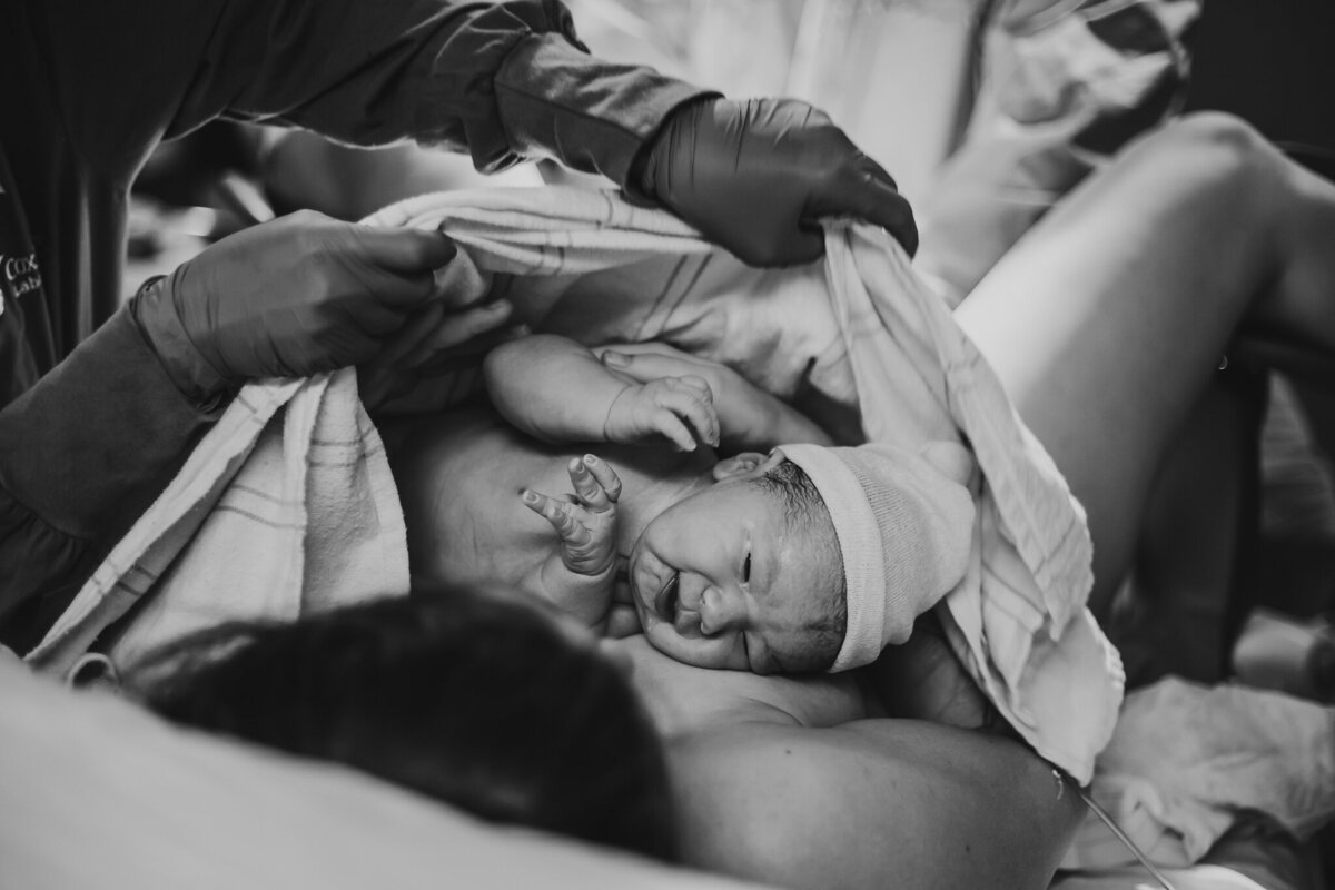 best birth photography near me, NW Arkansas birth photography services, NWA motherhood photography