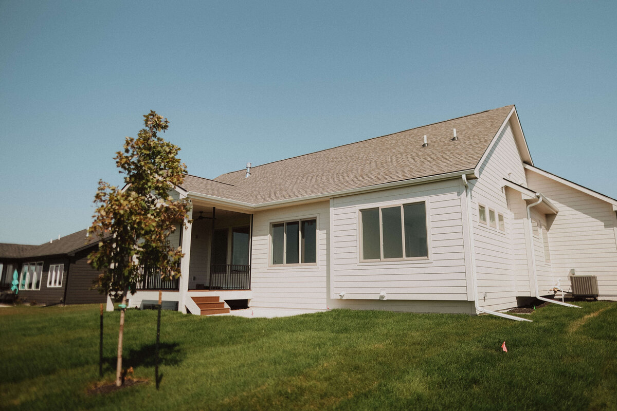 2872-NW-Beechwood-Central-Iowa-Custom-Home-JRL-Builders- (99)