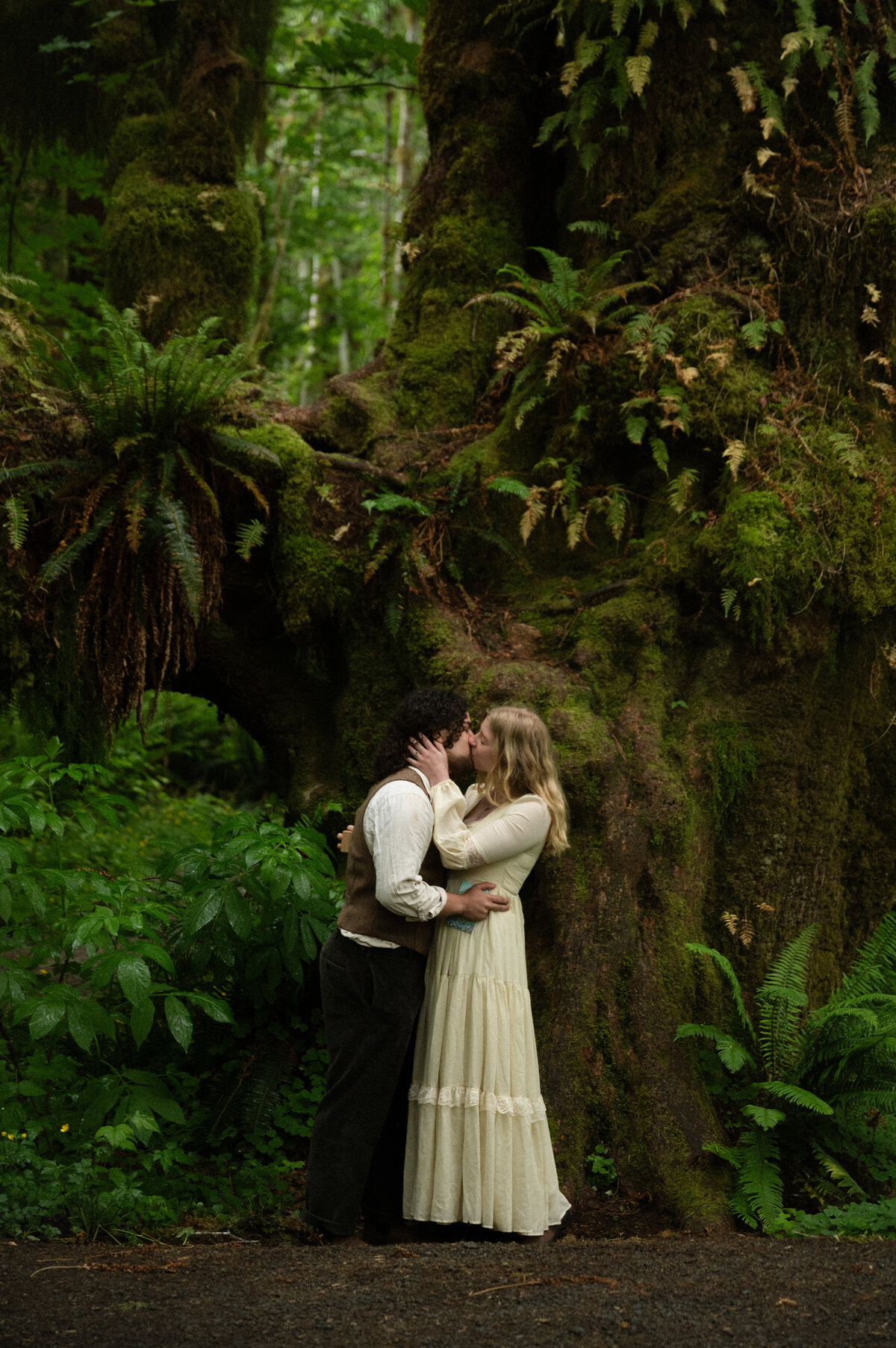 destination wedding photographer, olympic national park elopement, olympic national park photographer, washington wedding photographer, washington elopement photographer, elopement photographer, mount rainier elopement, mount rainier elopement photographer, national park elopement, national park photographer, national park wedding photographer, glacier national park elopement, glacier national park elopement photographer, storytelling elopement photographer, montana wedding photographer, montana elopement photographer