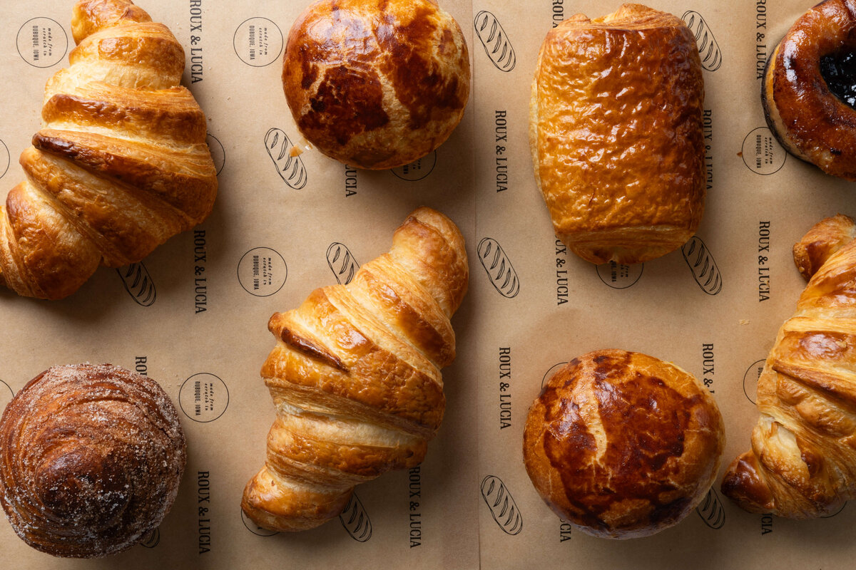 moody-bakery-menu-photo-by-southern-idaho-commercial-brand-photographer-erin-moore