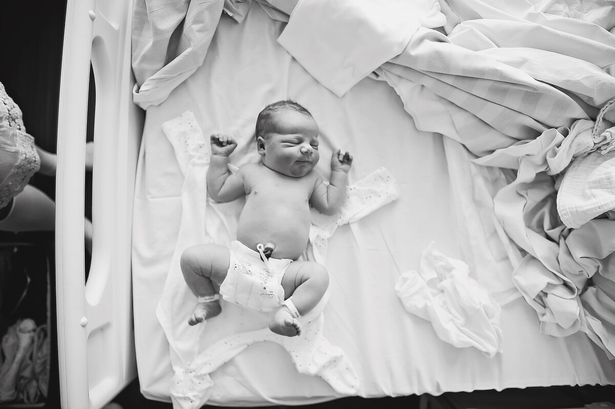 JessMorganPhotography_in_hospital_newborn_013