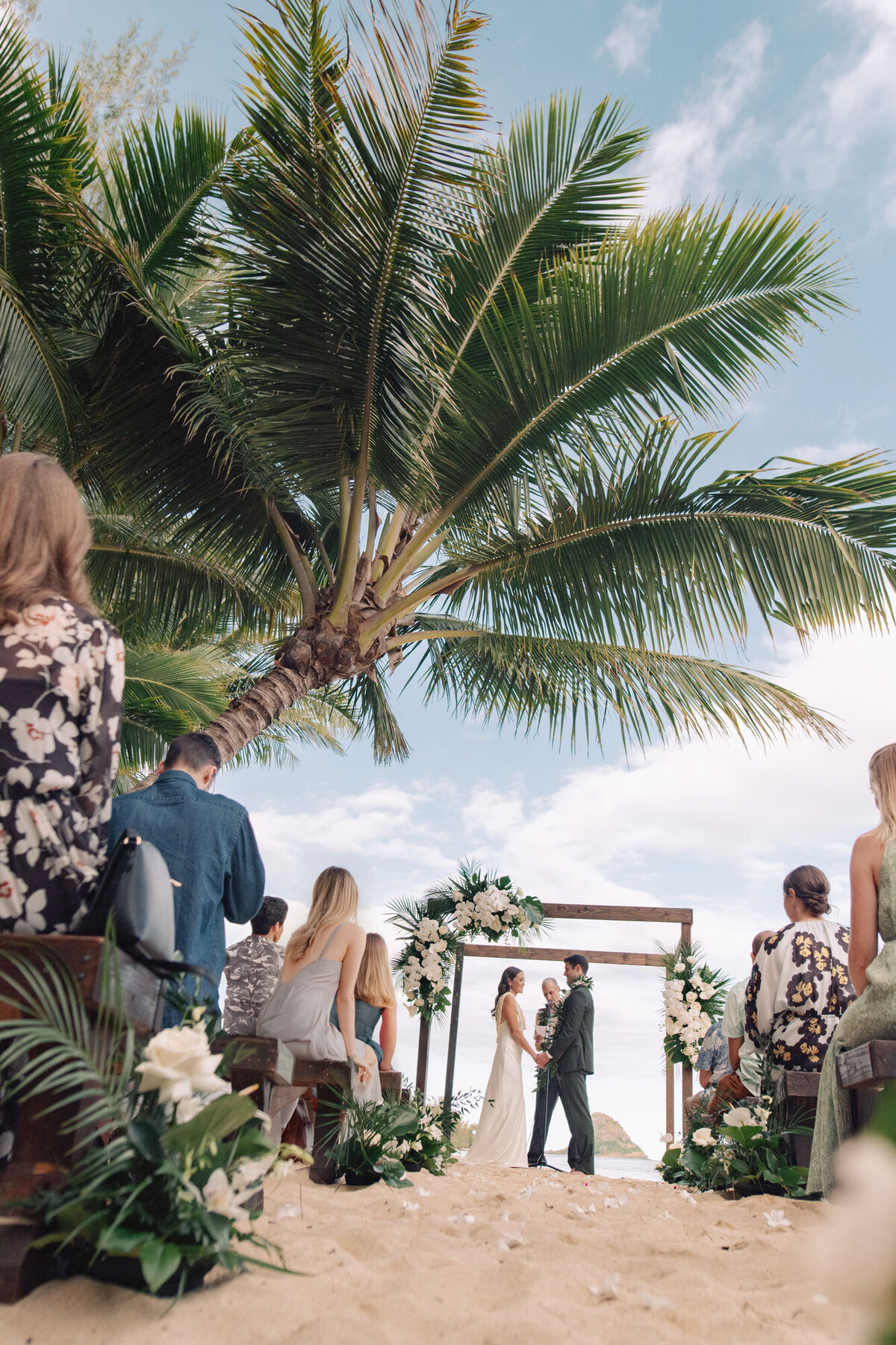 kualoa_ranch_wedding_picture1