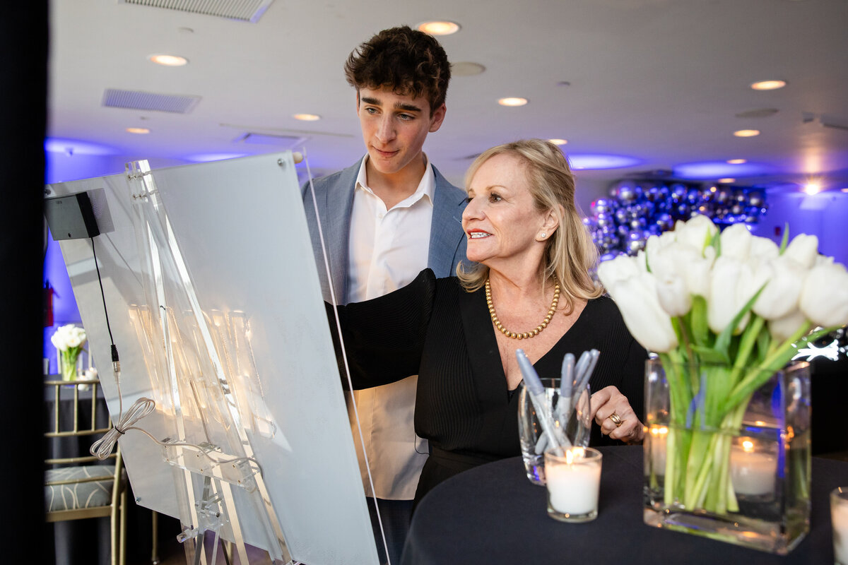 The_Current_Bar_Mitzvah-Noah-0238