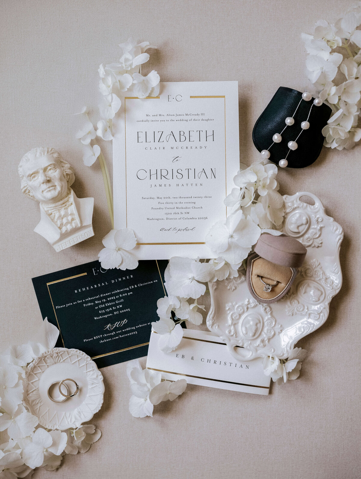classic-creme-and-navy-invitation-suite