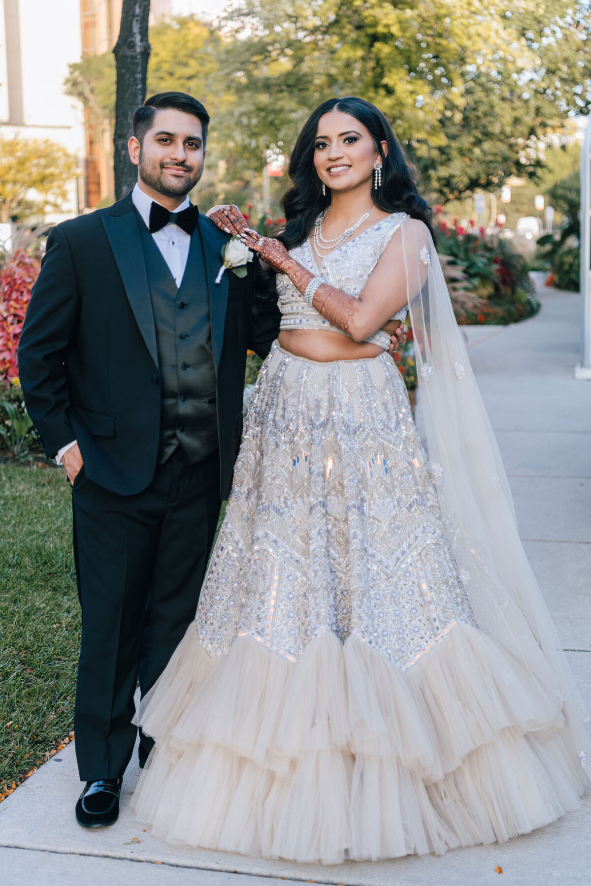 Chicago-wedding-photographers-Maha-Studios-Nirali-Aspin-Reception-38