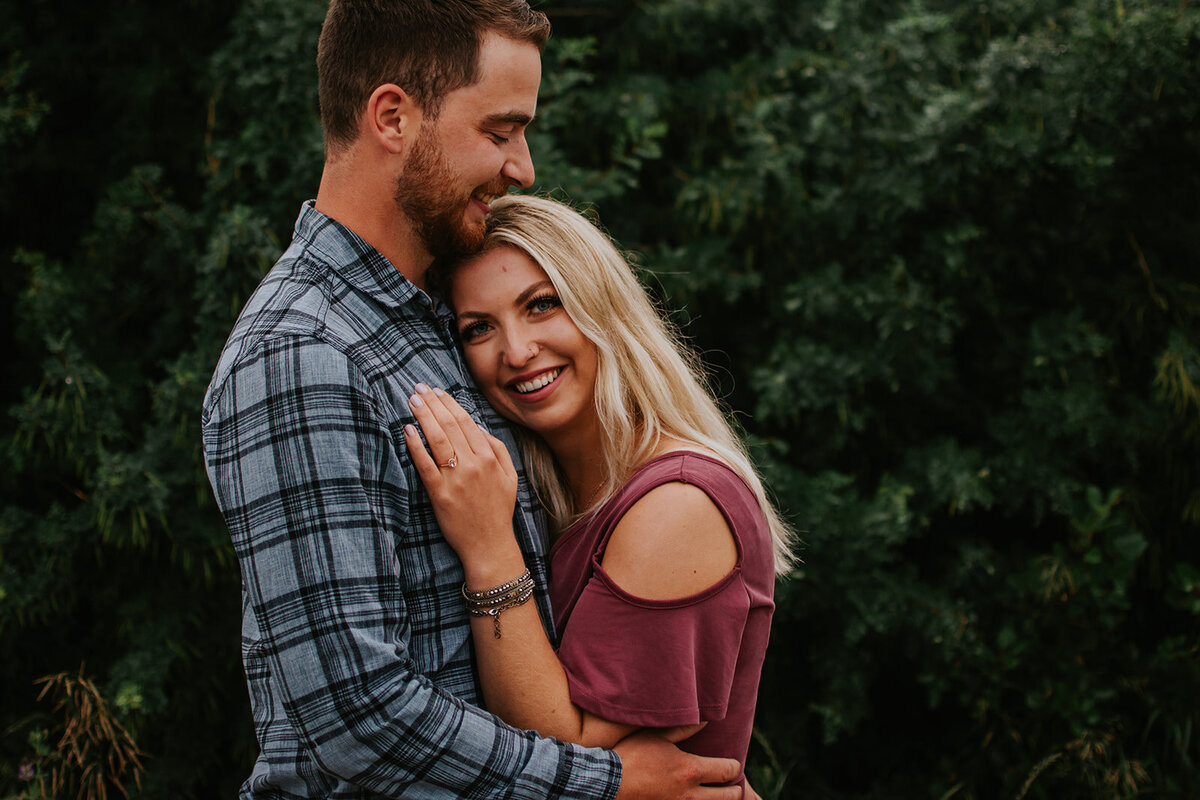 engagement photographer alberta