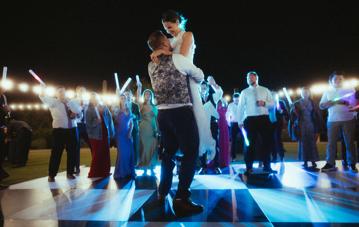 Sarah & Steven Wedding Sneak Peeks-295