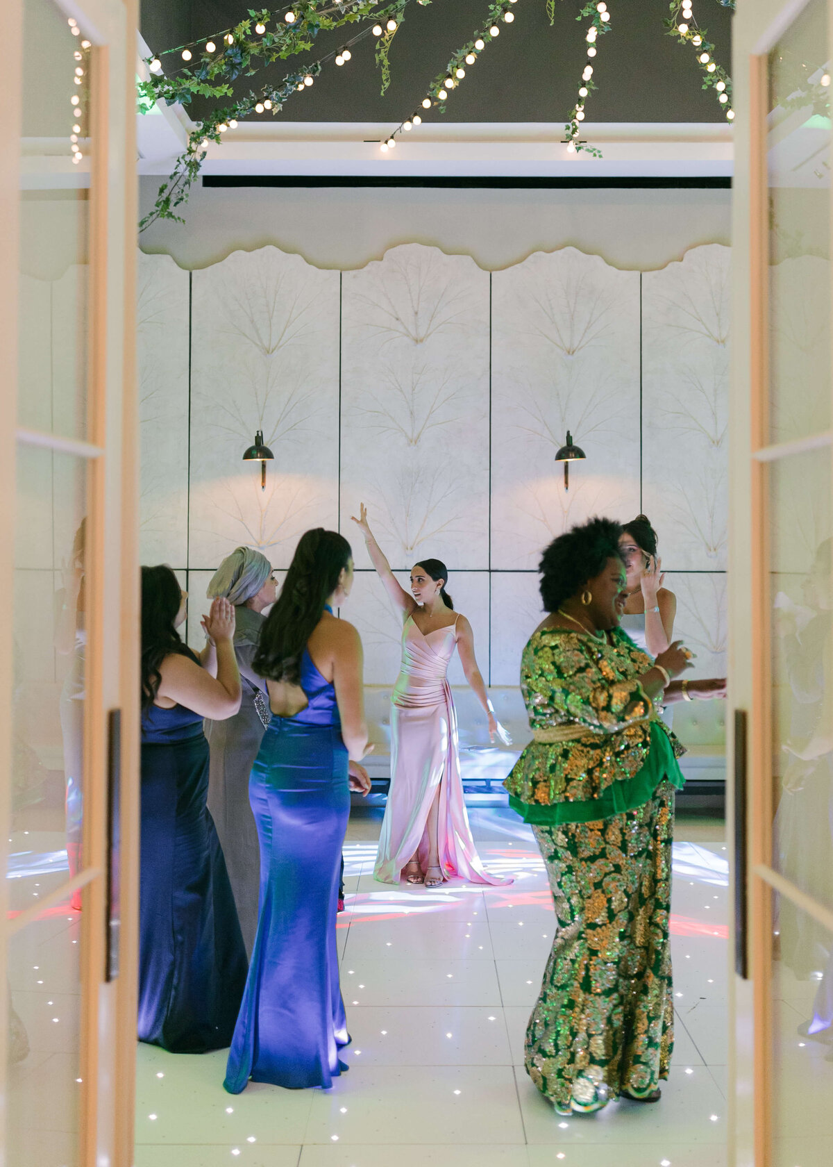 Noor-Tumi-Wedding-Spring-Somerset-House-Chloe-Winstanley-Photography-674