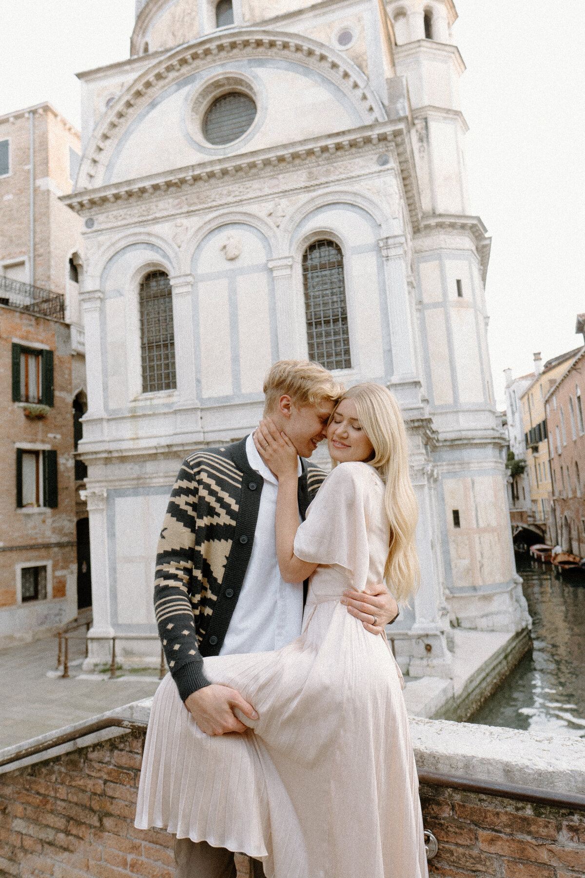 Documentary-Style-Editorial-Vogue-Italy-Destination-Wedding-Leah-Gunn-Photography-63