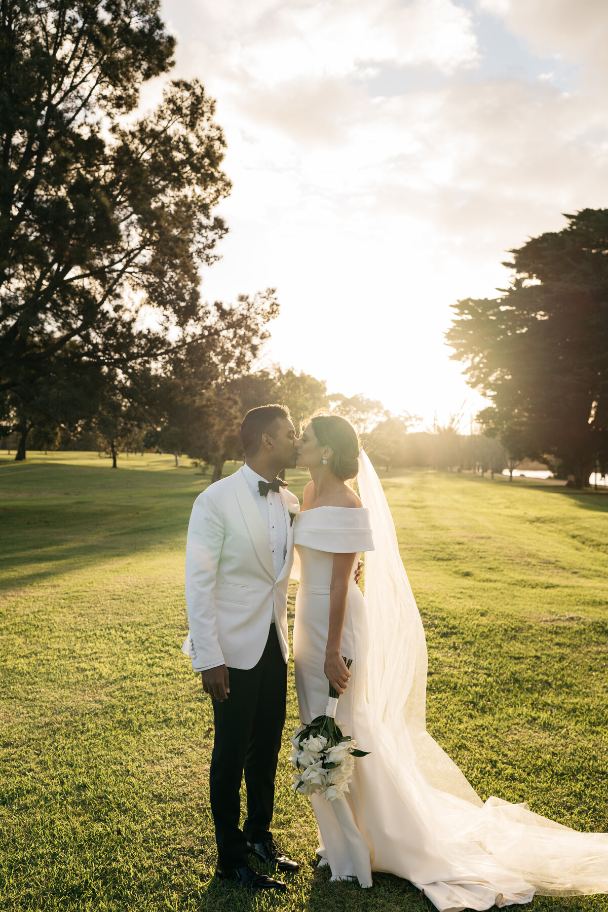 Courtney Laura Photography_ The Carousel Albert Park_ Melbourne City Wedding Photographer_ Viji and Lana-681