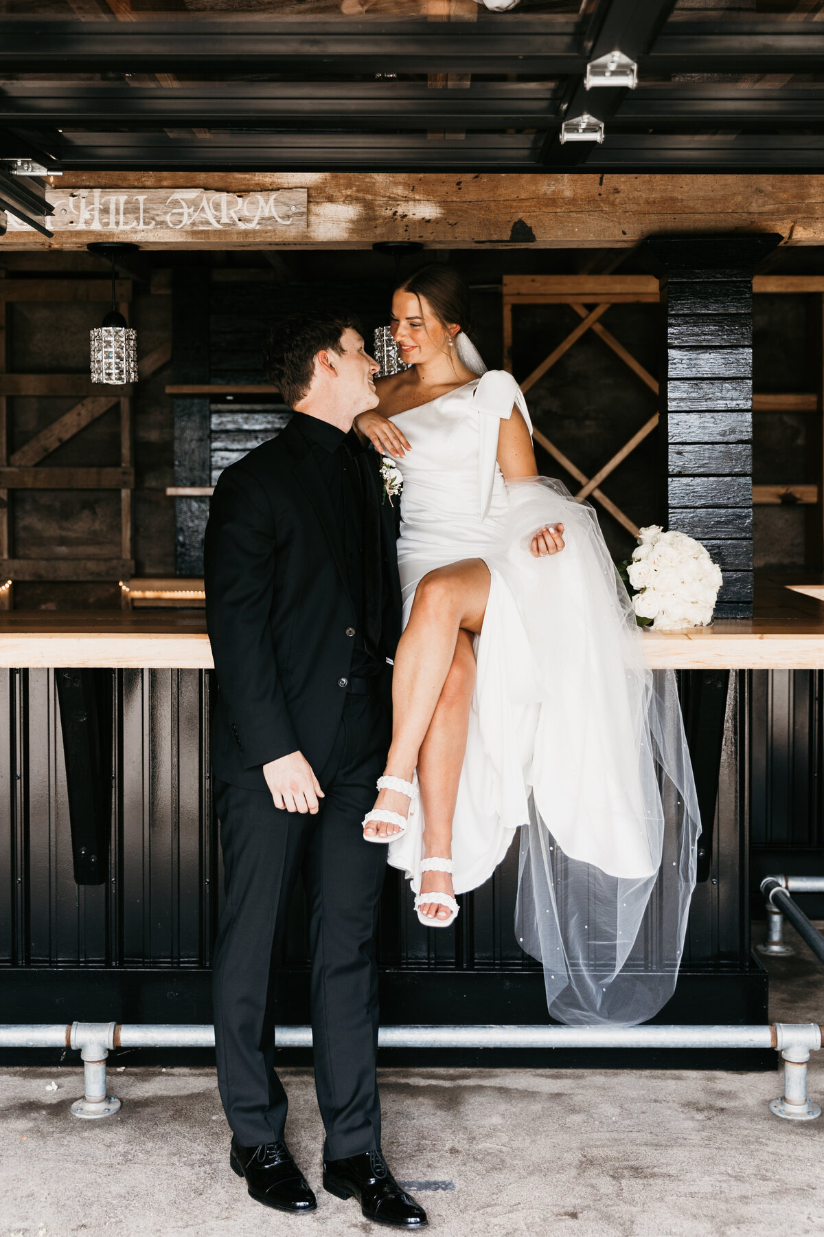 Aaron + Tessa_Sneak Gallery-75