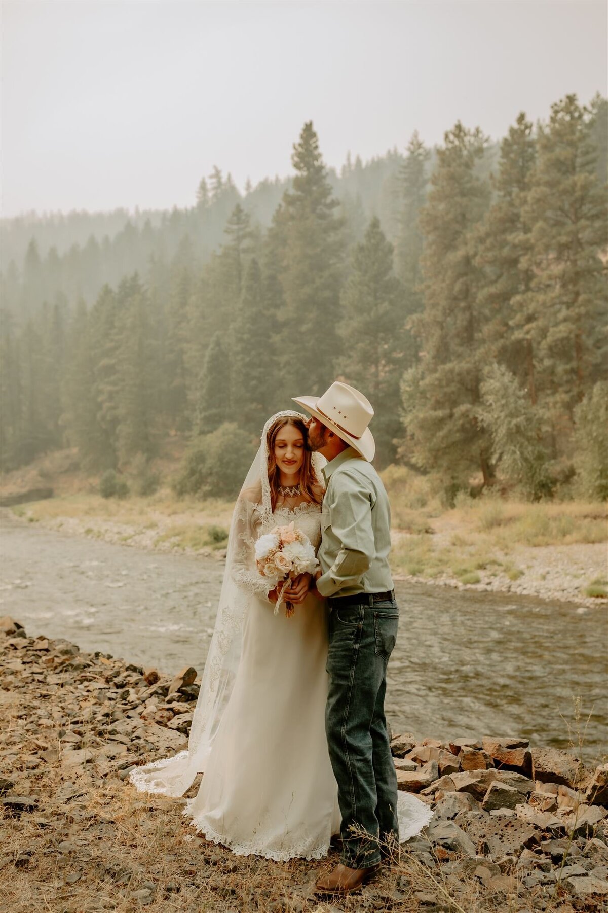 Idaho & Washington Wedding Photographer (22)