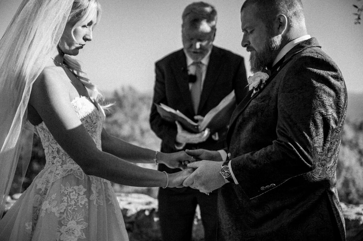 Private Estate Wedding Photographer - Hunter and Sarah Photography-43