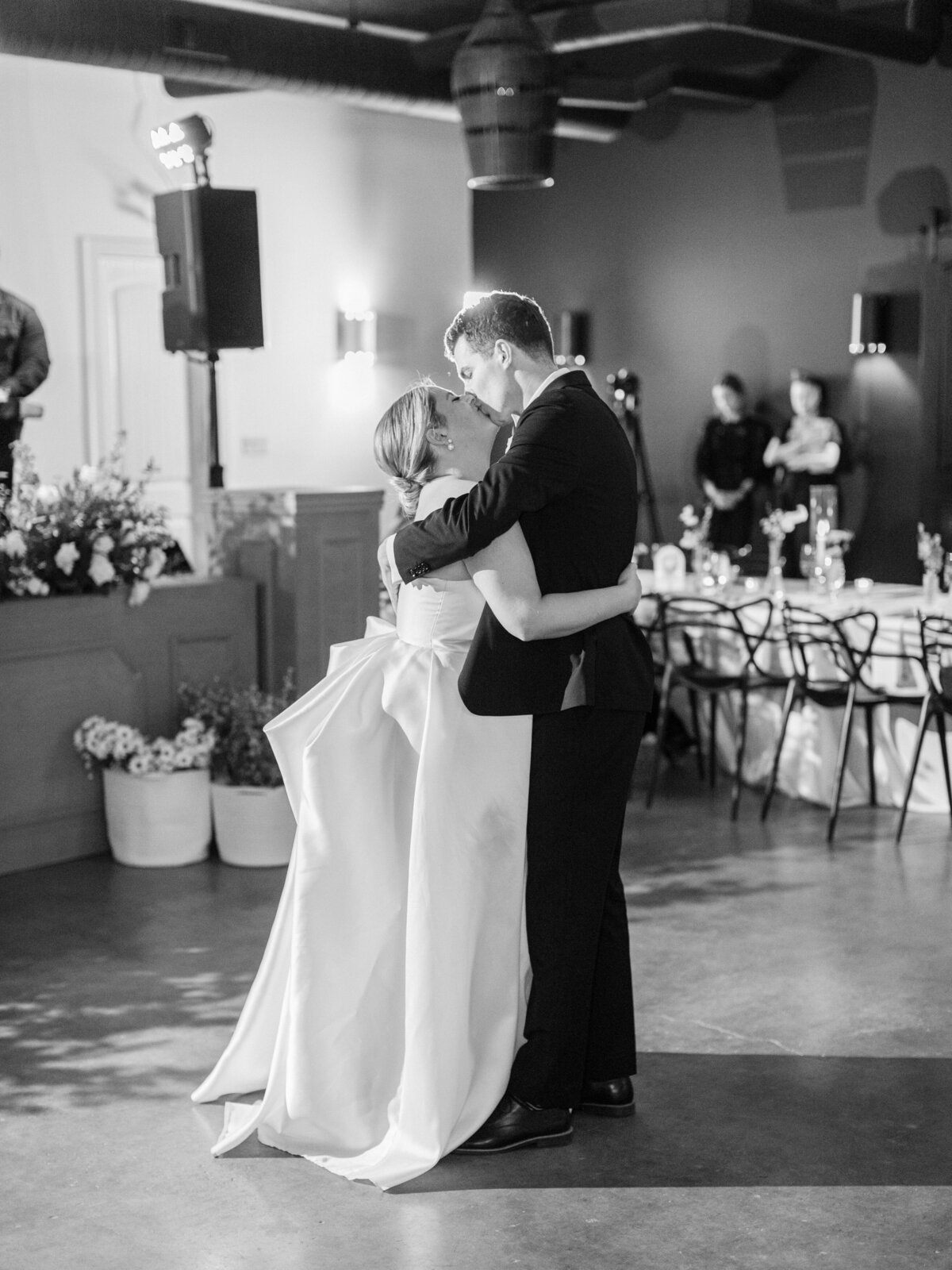 dallas-wedding-photographer-lazy-s-hacienda-reception-sarah-lanette-14