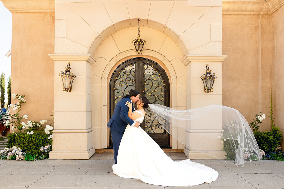 LCweddingromantics-24_websize