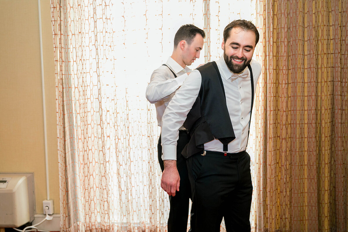 Eliana-Melmed-Photography-Chicago-LosAngeles-Jewish-WeddingPhotography-AndrewReady-00015