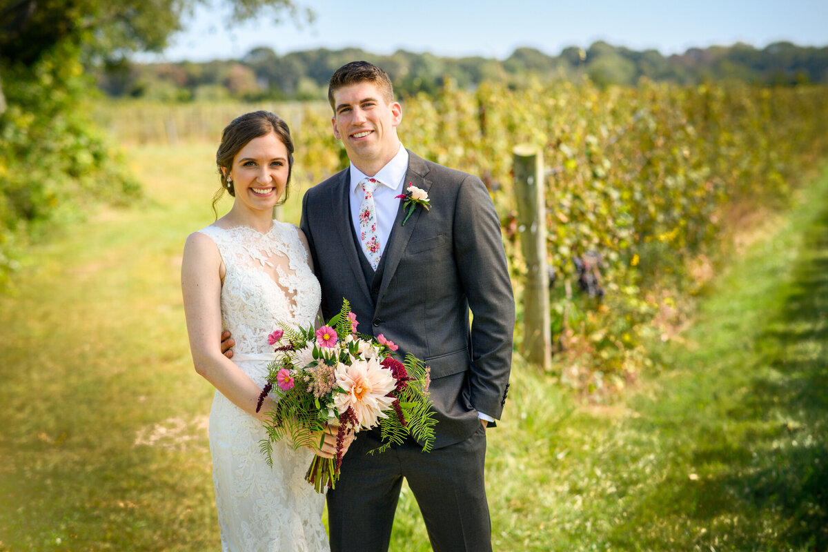 saltwater-farm-vineyard-ct-winery-wedding-4