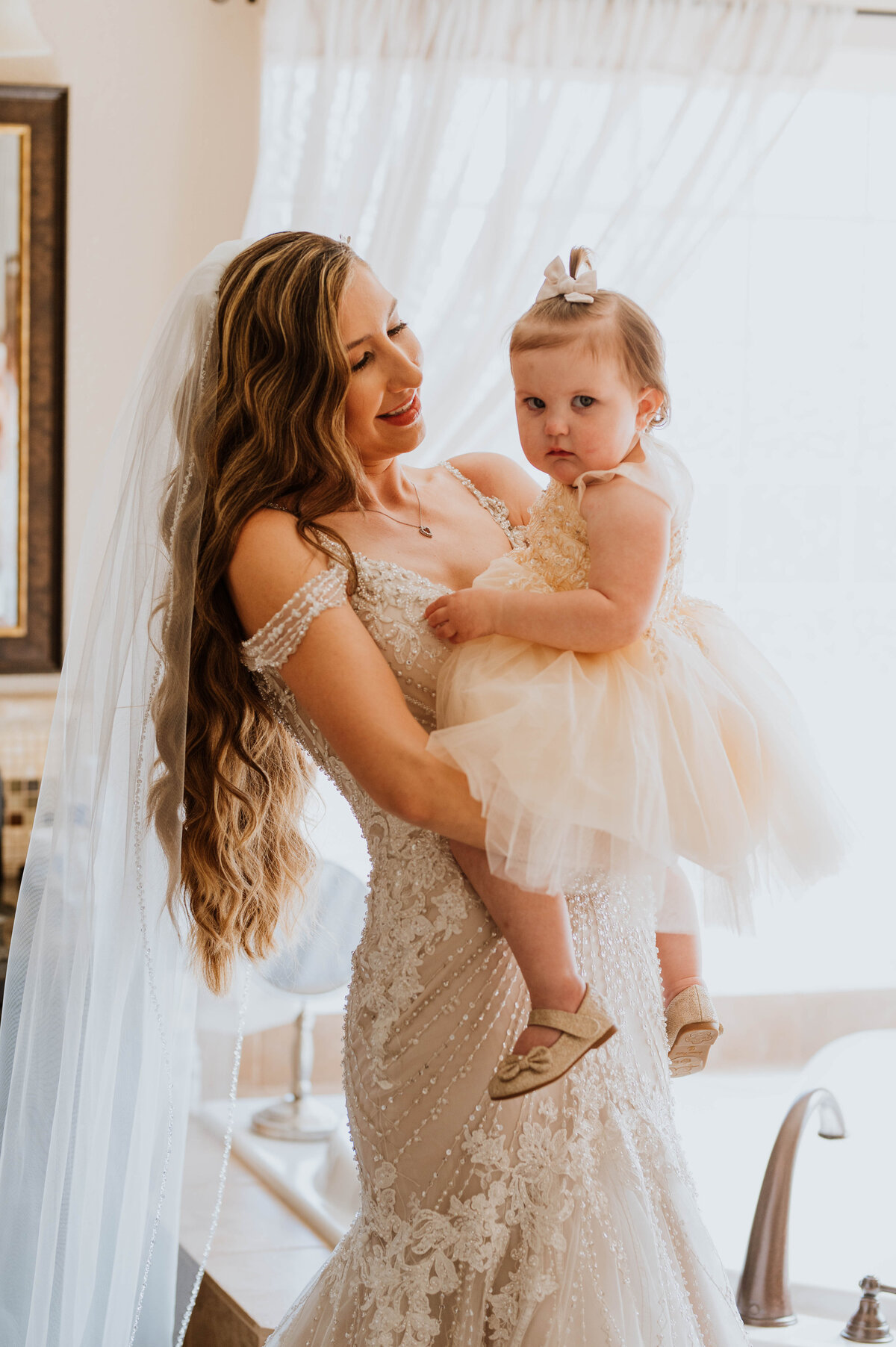 A bride and her daughter getting ready in Reno Nevada