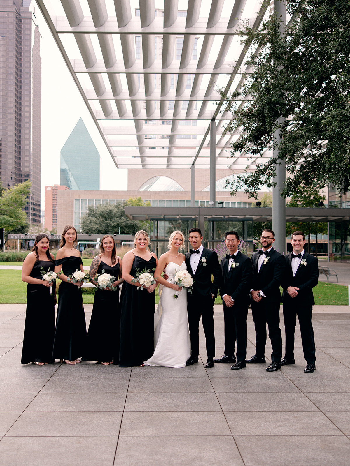 20223-11-11_Katie+DavidChenSneakPreviews_MollyMurphyPhotography-48