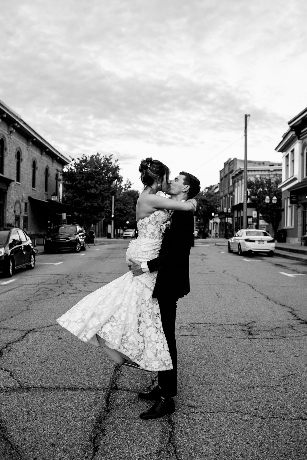 Lillie Mae Photo - Katie & John - Sneaks-98