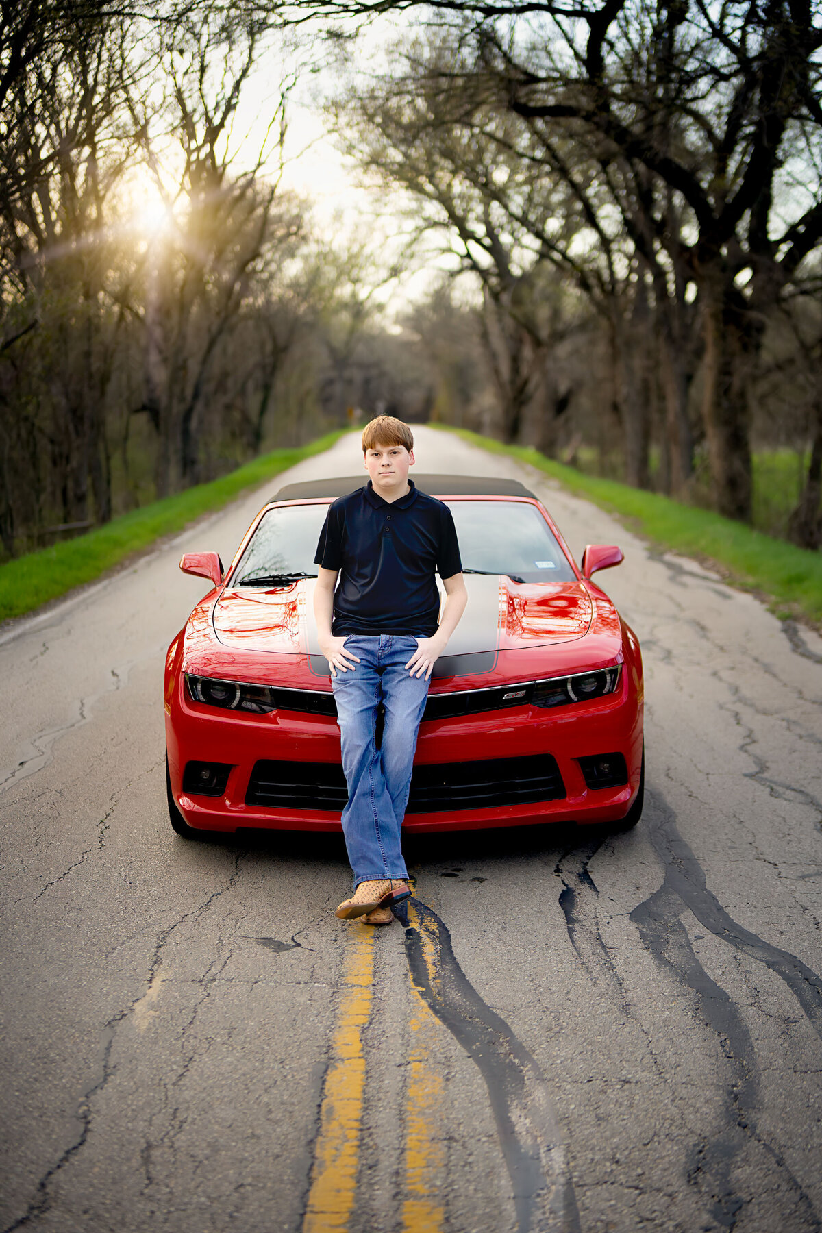 senior mini session with car