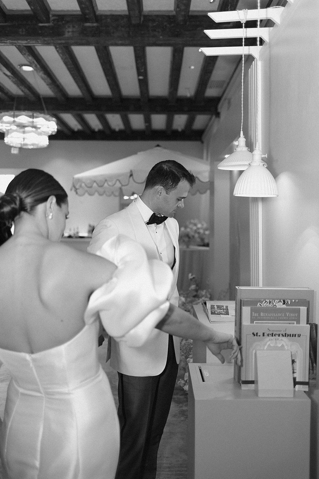 Modern reception signage and design in Tampa