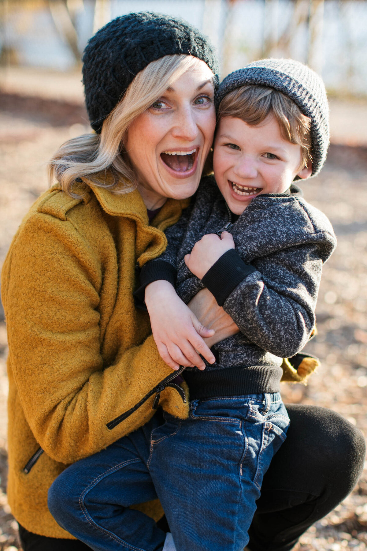 candid-natural-boston-newborn-family-photographer-zev-fisher-029