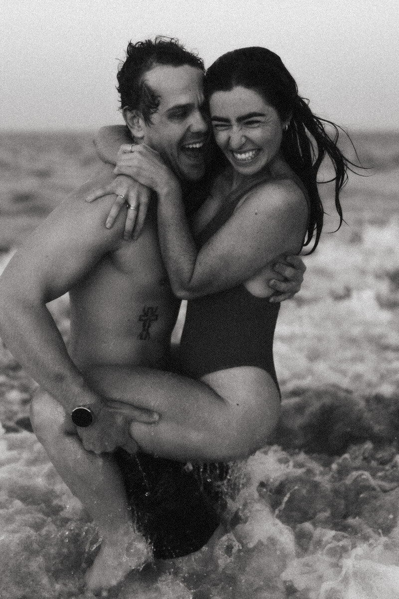 VINTAGE-COUPLE-PHOTOSHOOT-EILISH-BURT-PHOTOGRAPHY-262
