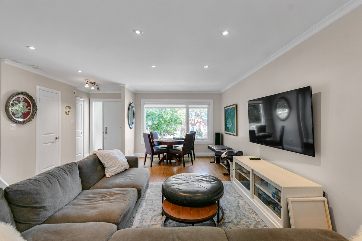 010_Living Room