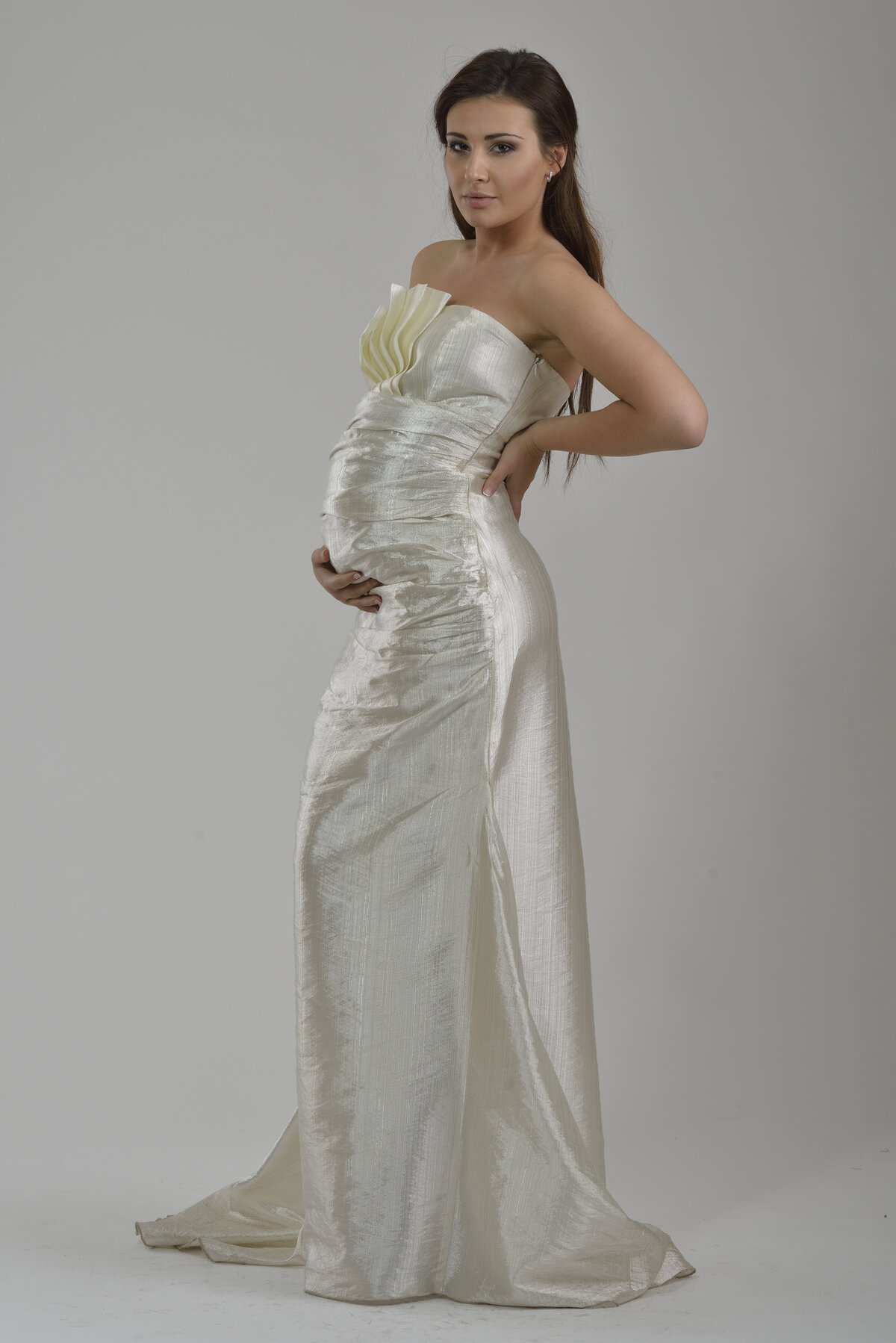 elegant-woman-fashionable-stylish-dress-posing-studio