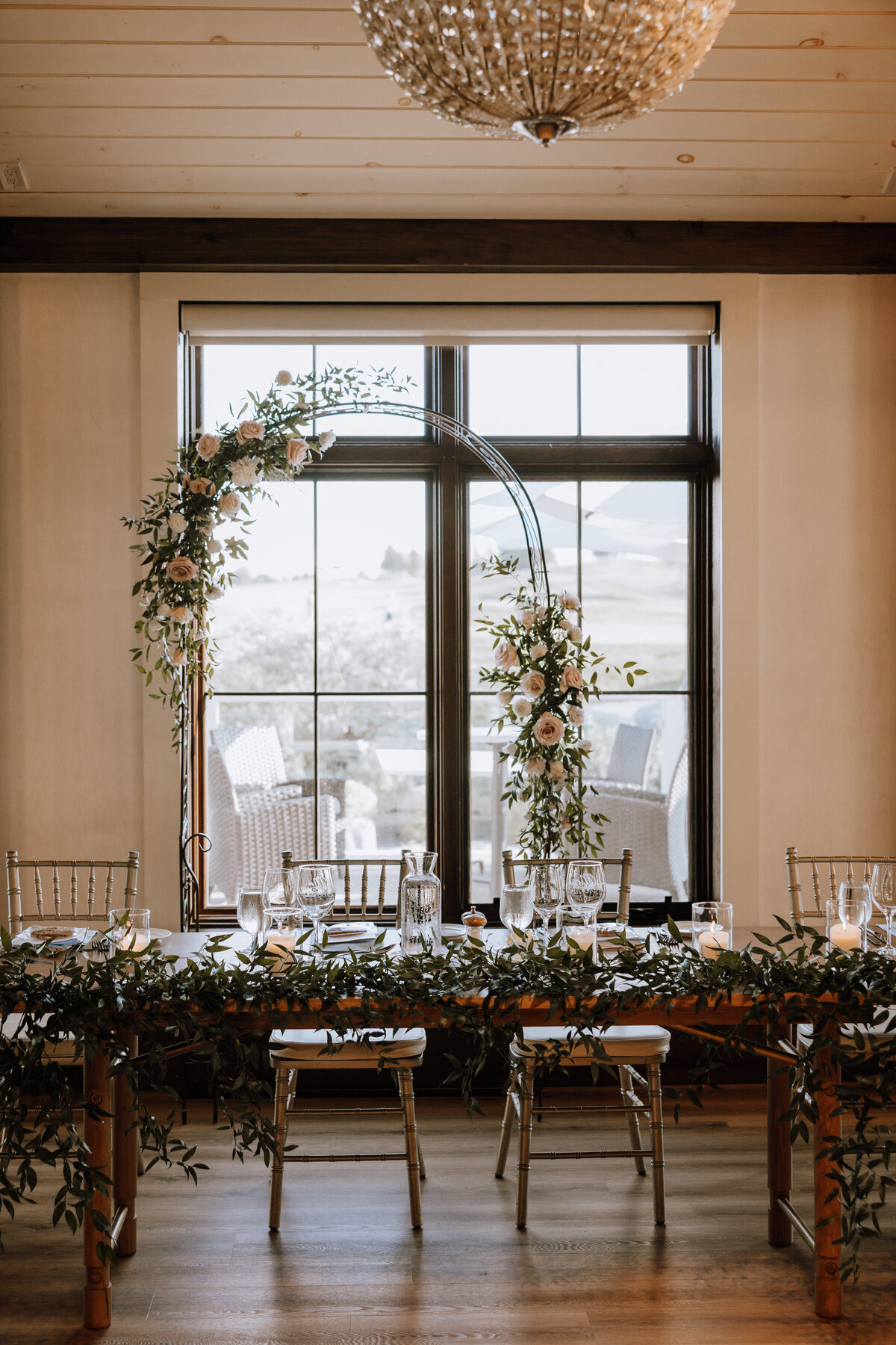 B&E 2023 - Whistle Bear Golf Club Wedding Flowers23