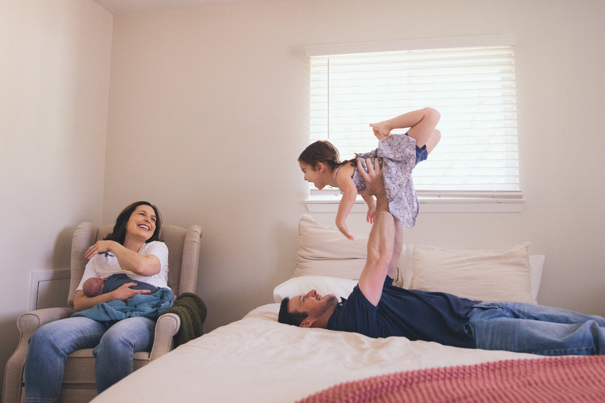 Lindsay-wilson-photography-in-home-newborn-8