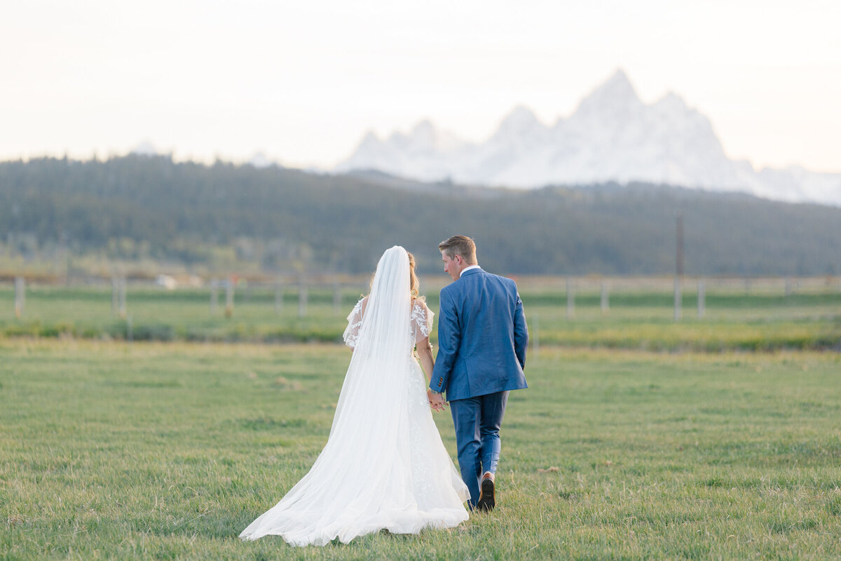 Jordyn + Nick Jackson Hole Wedding-41