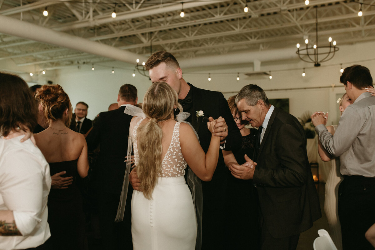 MT_Calgary_Brownstone_Wedding861