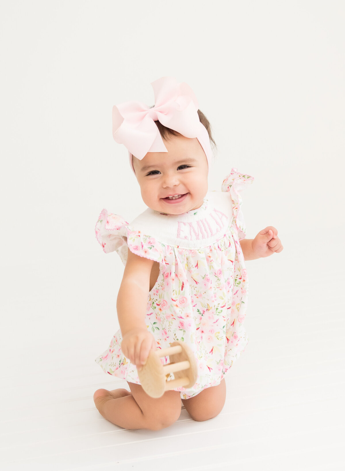 milestone Six-month-one-year-simplistic-cakesmash-keller-dfw -baby-photographer-10